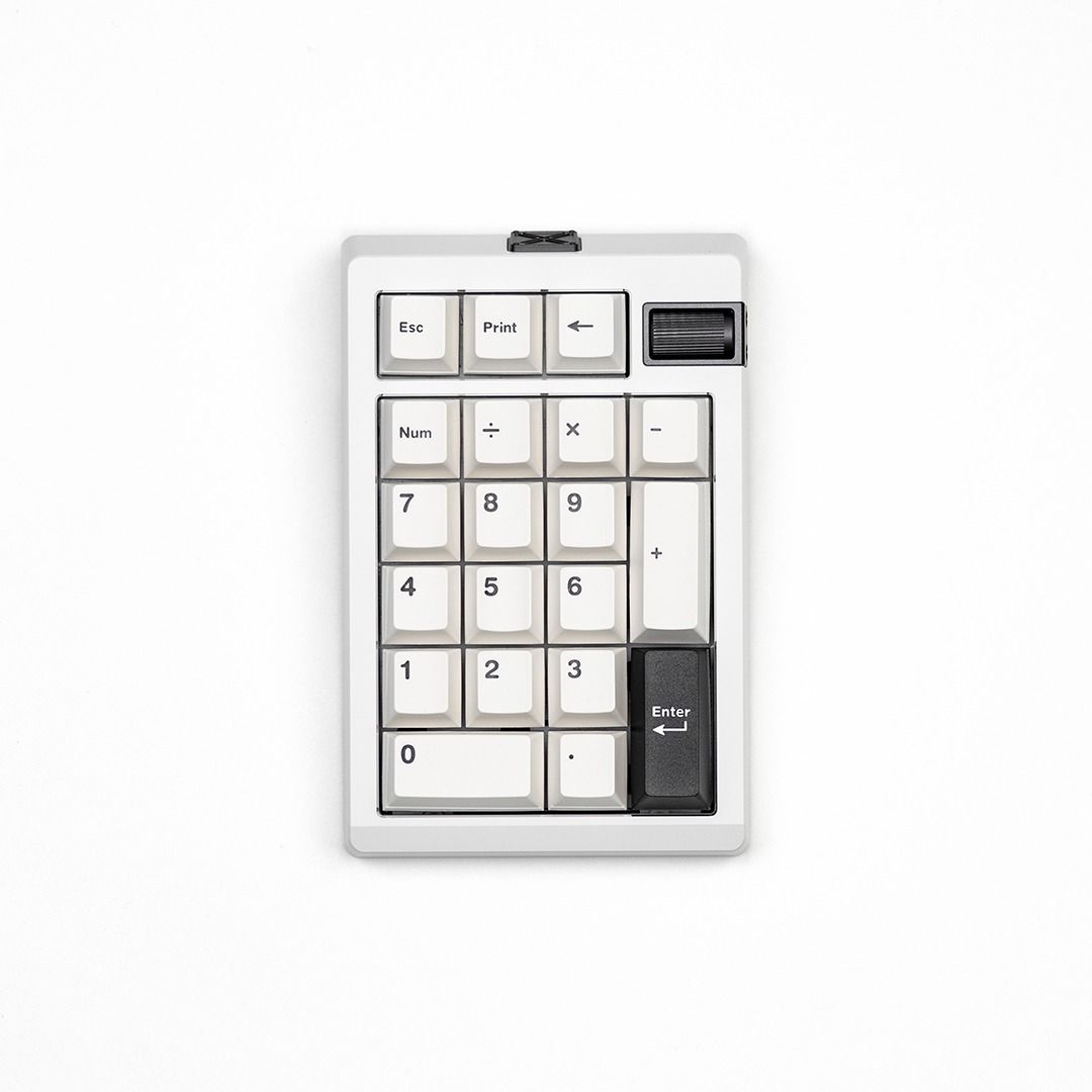 Meletrix ZOOMPAD TIGA Custom Tri-mode Number Pad WS PBT WOB